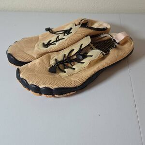 Hiitave Women's Quick Dry Mesh Toggle Lace Up Barefoot Water Shoes Beige Sz 9.5